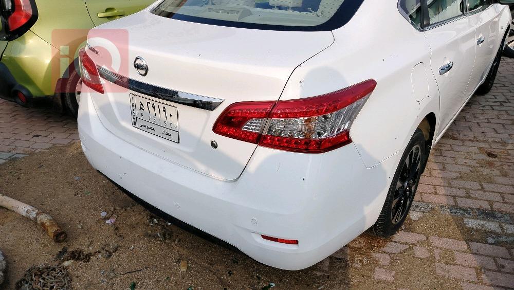 نيسان سنترا